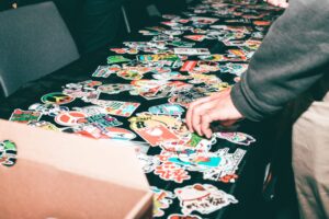 10 estilos creativos de stickers para inspirarte